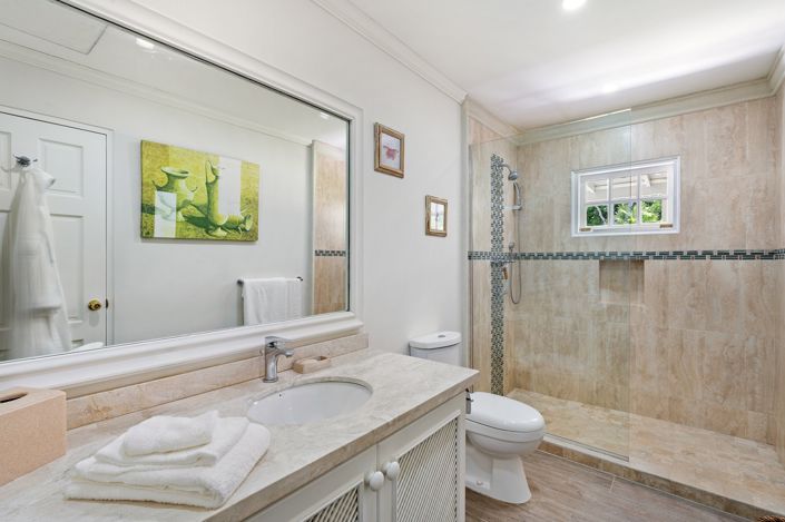 Image No.22-4 Bed Property for sale