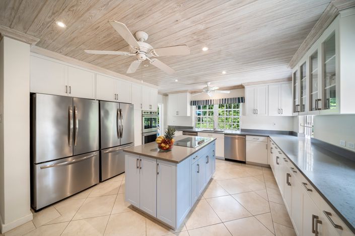 Image No.8-6 Bed House for sale