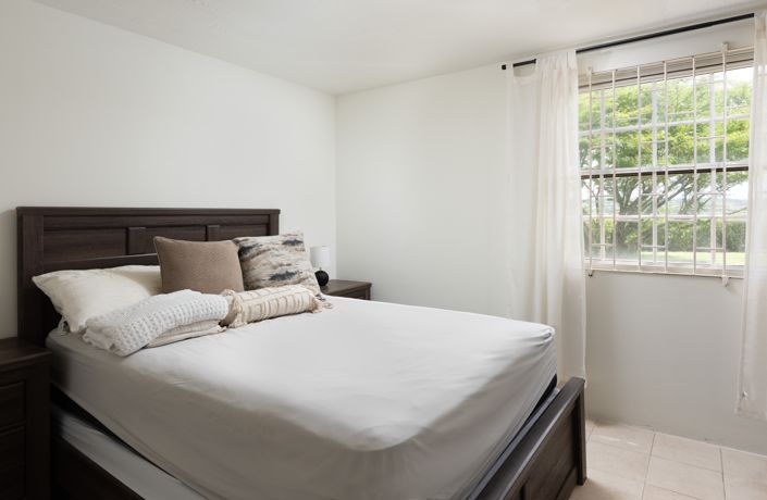 Image No.10-5 Bed House for sale