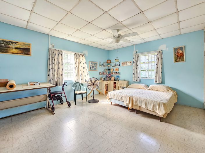 Image No.7-4 Bed House for sale