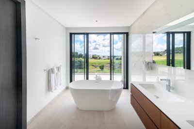 3caedea4-c0a5-4a01-98b3-243135a86998