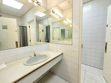 911e9dff-dcb1-458c-b5bf-bfcc3e163b26