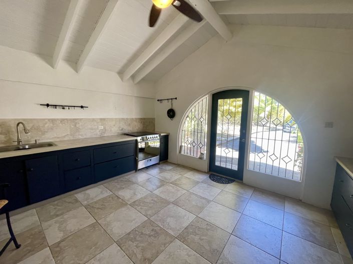 Image No.11-5 Bed House for sale