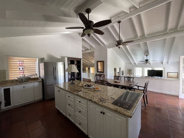 Image No.9-5 Bed House for sale