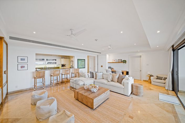 Image No.6-3 Bed Property for sale