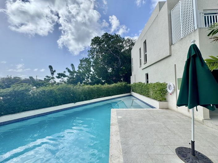 Image No.11-2 Bed Property for sale