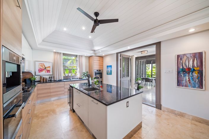 Image No.17-5 Bed House for sale