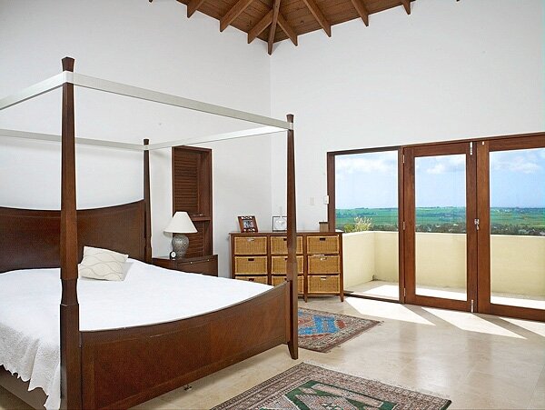 Image No.9-5 Bed House for sale