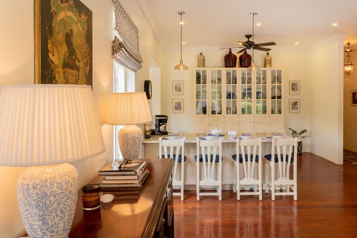 Image No.3-6 Bed Property for sale