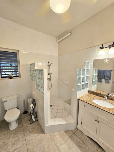 Image No.10-4 Bed House for sale