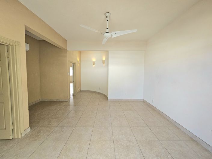 Image No.16-4 Bed House for sale