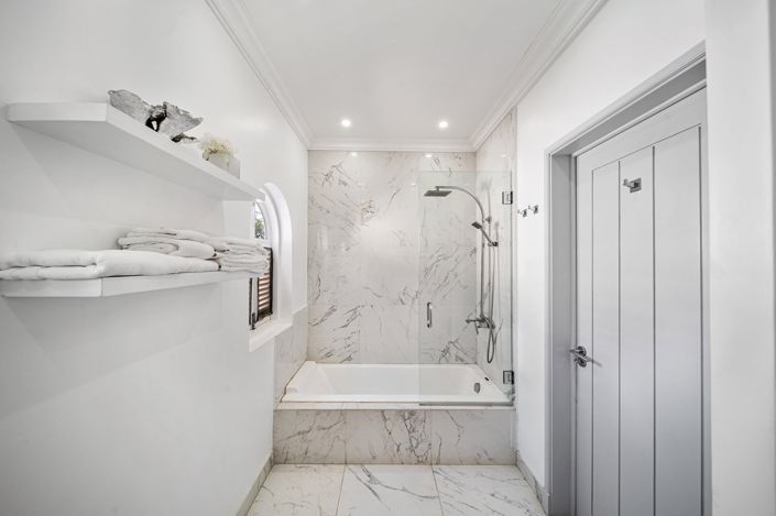 Image No.16-3 Bed House for sale