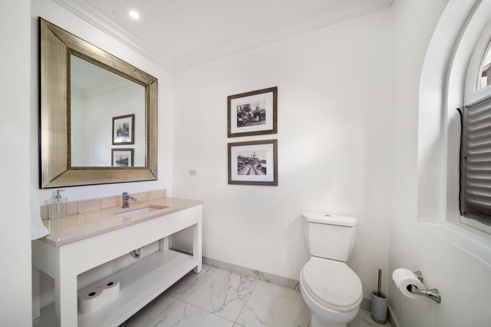 Image No.17-3 Bed House for sale