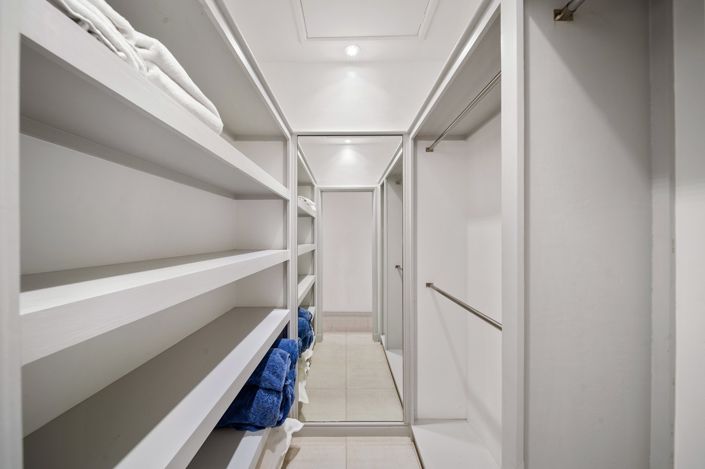 Image No.18-3 Bed House for sale