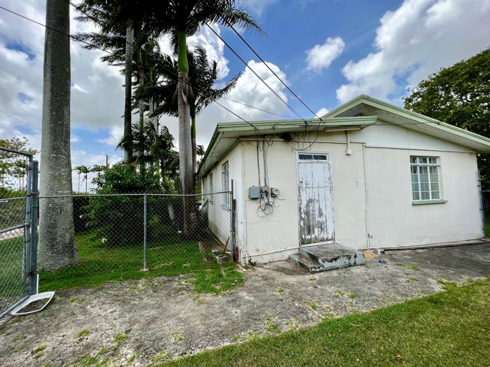 Image No.17-5 Bed Land for sale