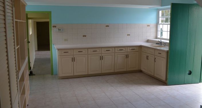 Image No.12-8 Bed House for sale