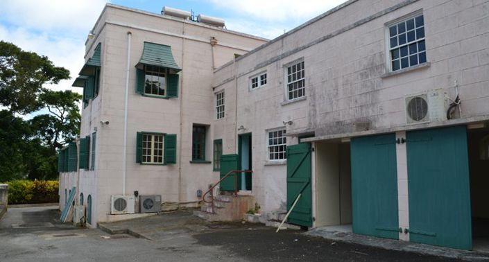 Image No.17-8 Bed House for sale