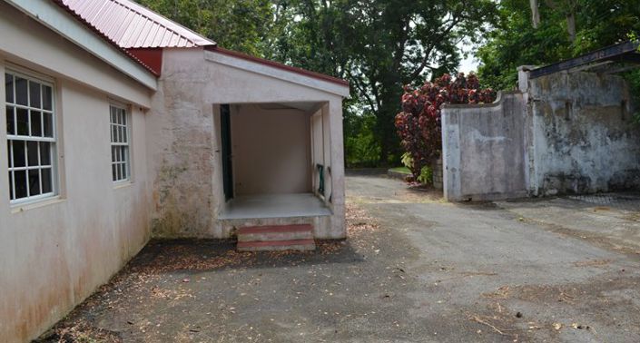 Image No.18-8 Bed House for sale