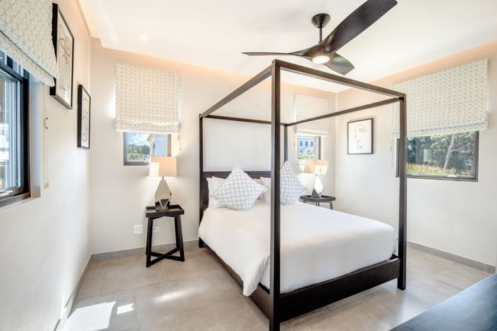 Image No.17-6 Bed House for sale