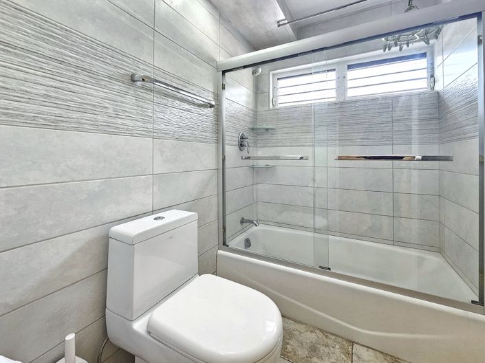 Image No.5-1 Bed Property for sale
