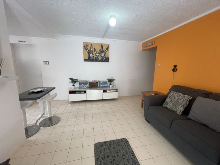 Image No.19-6 Bed Property for sale