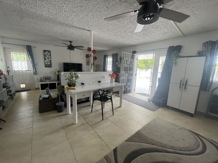 Image No.6-6 Bed Property for sale