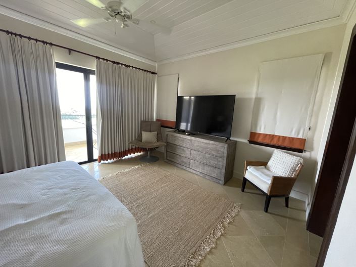 Image No.9-3 Bed House for sale