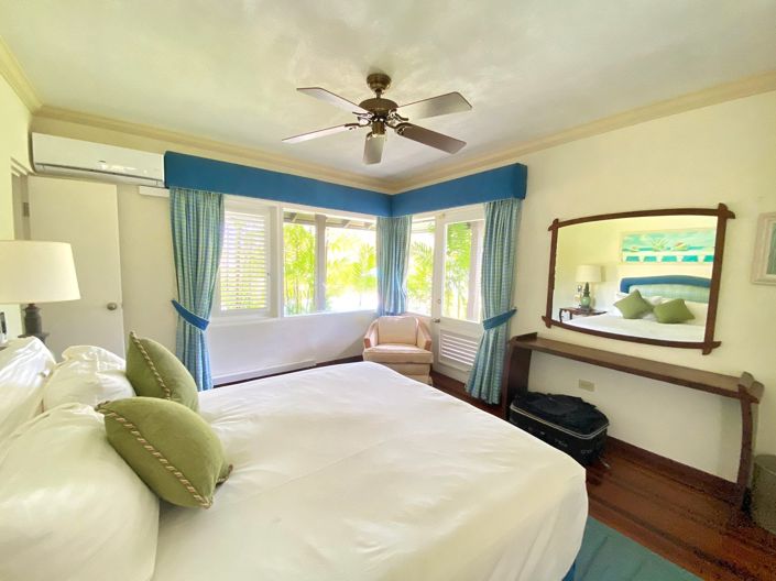 Image No.16-6 Bed House for sale