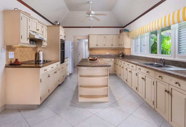 Image No.25-6 Bed House for sale