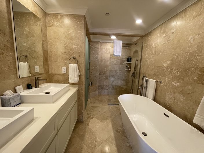Image No.12-2 Bed Property for sale