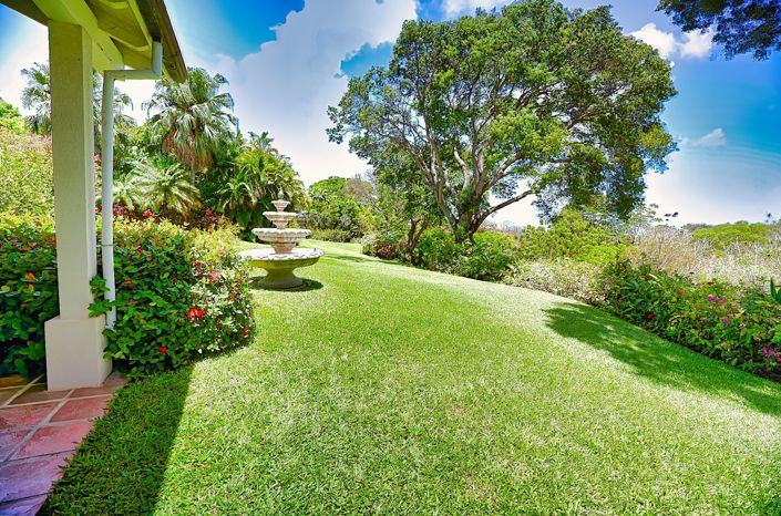 Image No.22-5 Bed Property for sale
