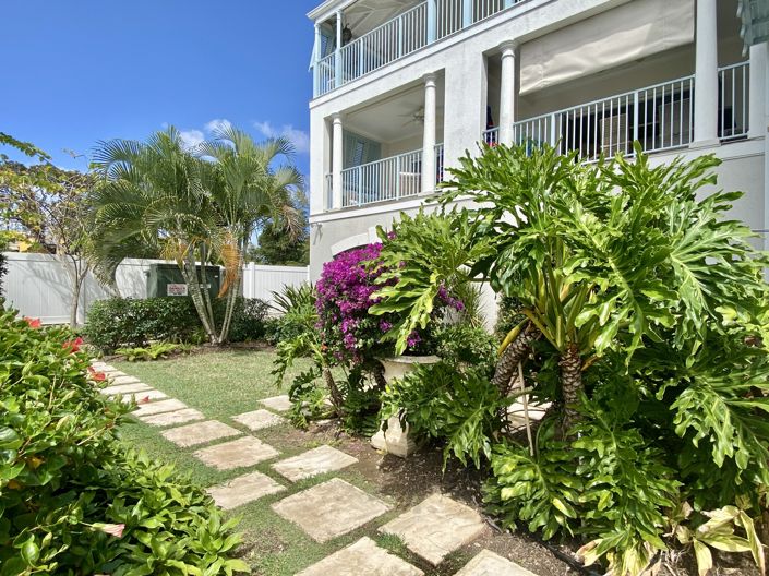 Image No.17-3 Bed Property for sale