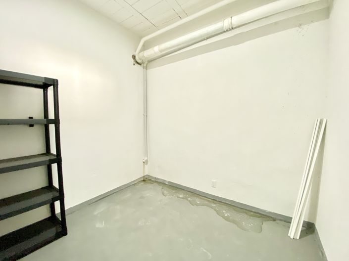 Image No.21-3 Bed Property for sale