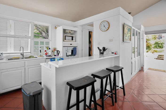 Image No.19-3 Bed House for sale