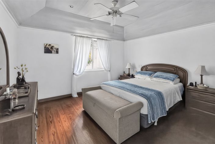 Image No.23-3 Bed House for sale