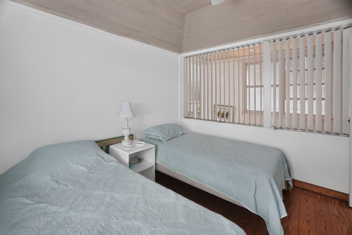 Image No.27-3 Bed House for sale