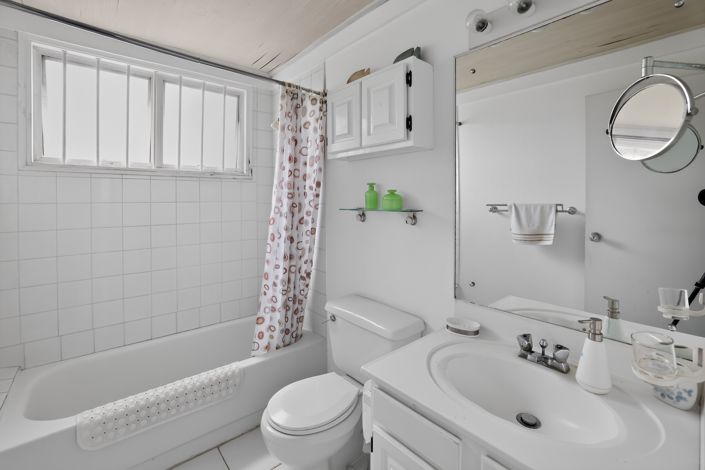 Image No.28-3 Bed House for sale