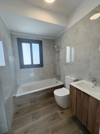 Image No.16-3 Bed Villa / Detached for sale