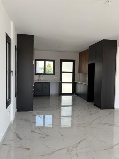 Image No.10-3 Bed Villa / Detached for sale