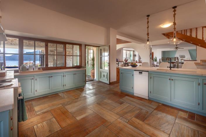 Image No.6-6 Bed House/Villa for sale