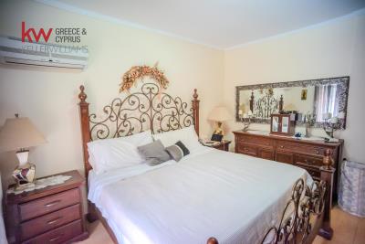 596209f168e84429954ece8482a7cfc4