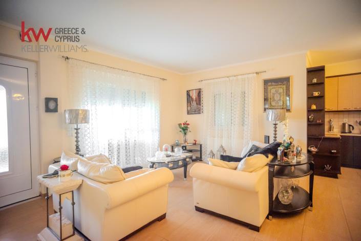 Image No.5-Maison de 4 chambres à vendre à Elos