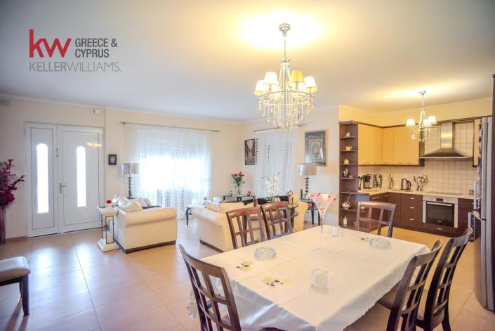 Image No.4-Maison de 4 chambres à vendre à Elos