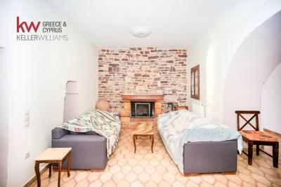 49e1f7e5f5c64806a1e149c8d5a1d174