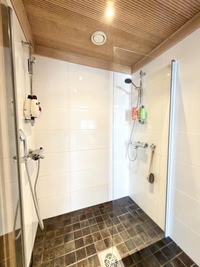 Image No.17-4 Bed Semi-Detached for sale