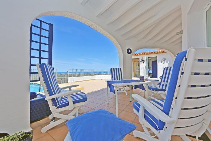 Image No.3-Villa de 4 chambres à vendre à Denia