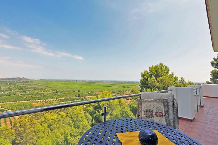 Image No.8-4 Bed Villa for sale