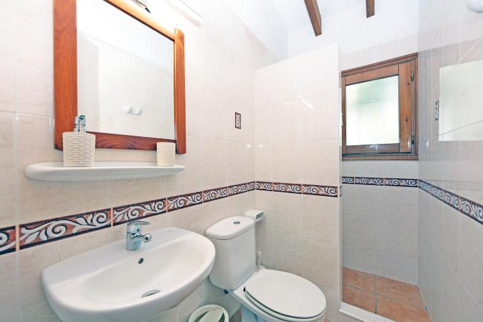 Image No.12-4 Bed Villa for sale