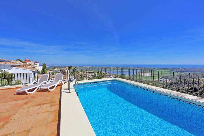 Image No.2-4 Bed Villa for sale