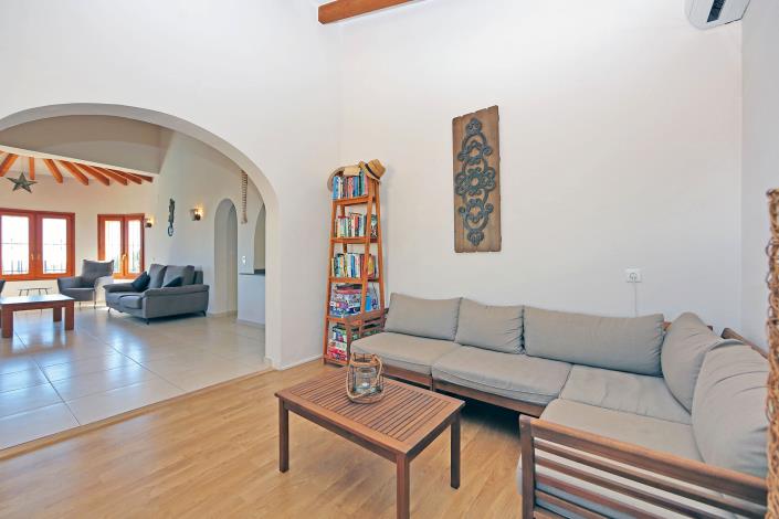 Image No.8-4 Bed Villa for sale